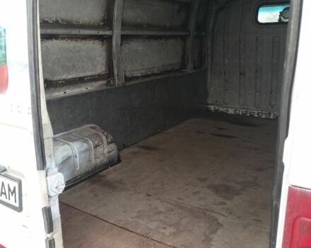 Белый Фиат Дукато, объемом двигателя 2.8 л и пробегом 400 тыс. км за 3300 $, фото 4 на Automoto.ua