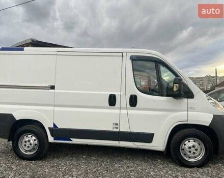 Белый Фиат Дукато, объемом двигателя 2.3 л и пробегом 376 тыс. км за 8800 $, фото 3 на Automoto.ua