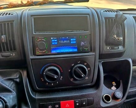 Белый Фиат Дукато, объемом двигателя 2.3 л и пробегом 325 тыс. км за 12500 $, фото 4 на Automoto.ua