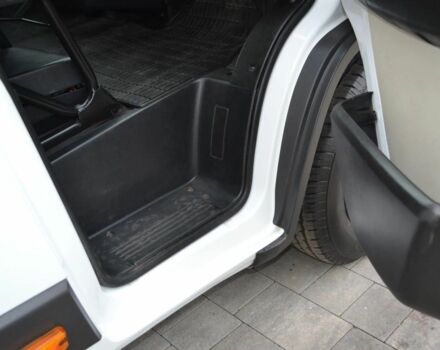 Белый Фиат Дукато, объемом двигателя 2.3 л и пробегом 213 тыс. км за 9500 $, фото 6 на Automoto.ua