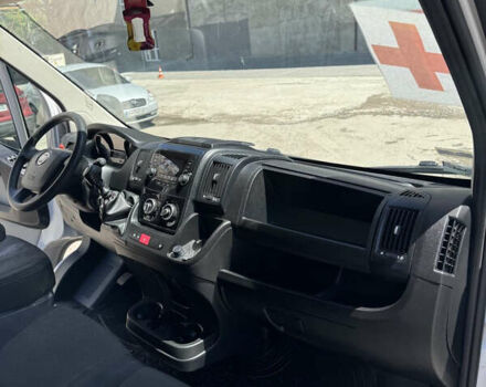 Белый Фиат Дукато, объемом двигателя 2.29 л и пробегом 345 тыс. км за 14500 $, фото 2 на Automoto.ua