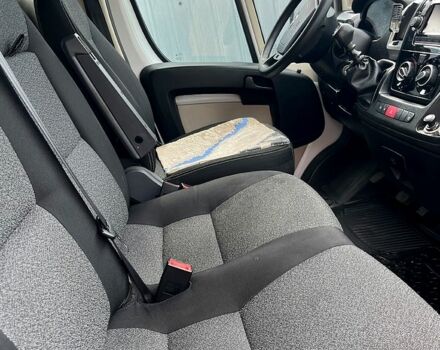 Белый Фиат Дукато, объемом двигателя 2.3 л и пробегом 344 тыс. км за 14000 $, фото 3 на Automoto.ua