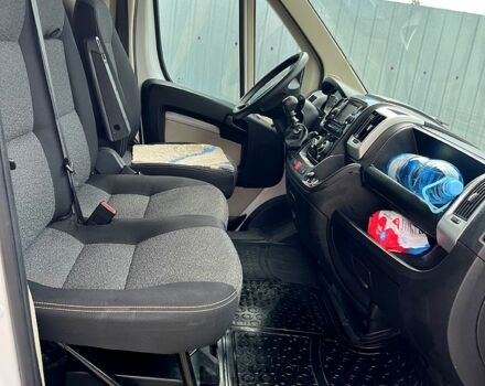 Белый Фиат Дукато, объемом двигателя 2.3 л и пробегом 344 тыс. км за 14000 $, фото 2 на Automoto.ua