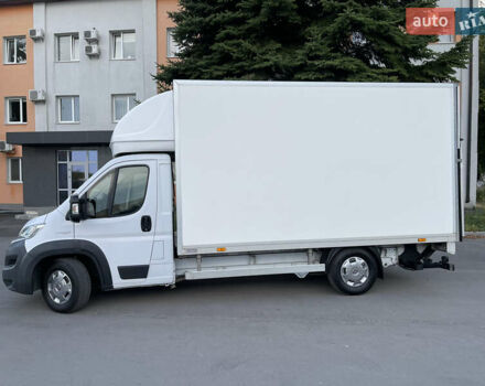 Белый Фиат Дукато, объемом двигателя 2.3 л и пробегом 280 тыс. км за 16900 $, фото 3 на Automoto.ua