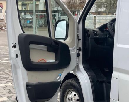 Белый Фиат Дукато, объемом двигателя 2.3 л и пробегом 323 тыс. км за 11500 $, фото 6 на Automoto.ua