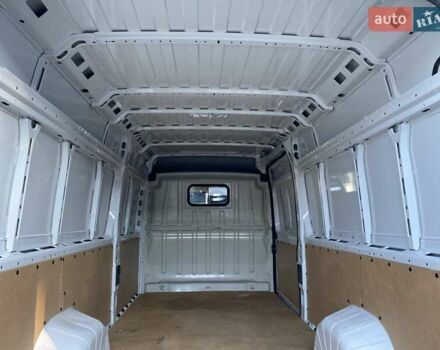 Білий Фіат Дукато, об'ємом двигуна 2.3 л та пробігом 300 тис. км за 18870 $, фото 35 на Automoto.ua