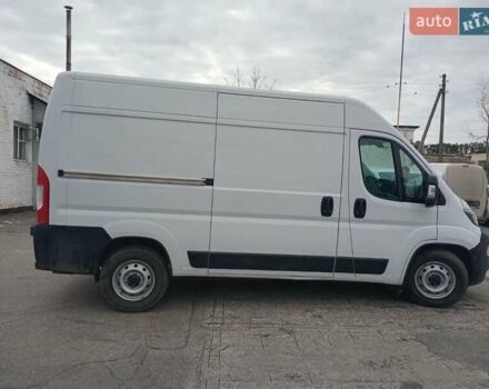 Белый Фиат Дукато, объемом двигателя 2.2 л и пробегом 110 тыс. км за 23900 $, фото 1 на Automoto.ua
