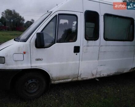 Белый Фиат Дукато, объемом двигателя 2.5 л и пробегом 352 тыс. км за 1600 $, фото 4 на Automoto.ua