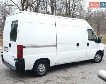 Белый Фиат Дукато, объемом двигателя 2.8 л и пробегом 380 тыс. км за 3650 $, фото 11 на Automoto.ua