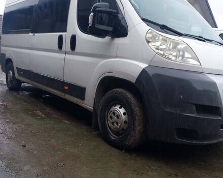 Белый Фиат Дукато, объемом двигателя 2.3 л и пробегом 500 тыс. км за 6850 $, фото 1 на Automoto.ua