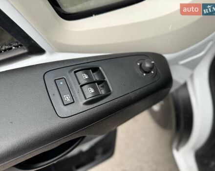 Белый Фиат Дукато, объемом двигателя 2.29 л и пробегом 390 тыс. км за 16500 $, фото 14 на Automoto.ua