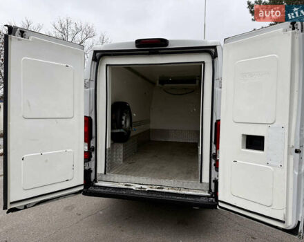 Белый Фиат Дукато, объемом двигателя 2.29 л и пробегом 390 тыс. км за 16500 $, фото 7 на Automoto.ua