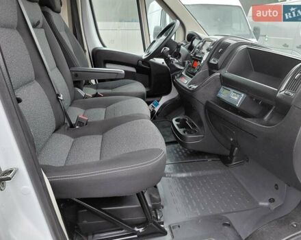 Білий Фіат Дукато, об'ємом двигуна 2.3 л та пробігом 160 тис. км за 21000 $, фото 49 на Automoto.ua