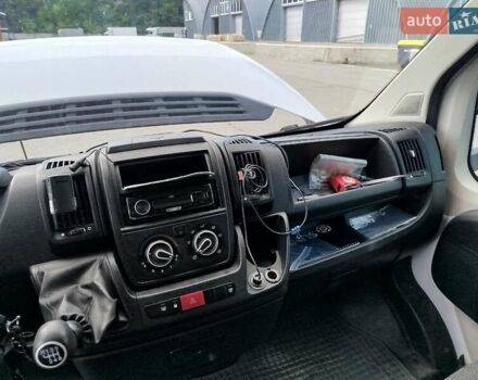 Білий Фіат Дукато, об'ємом двигуна 2.29 л та пробігом 198 тис. км за 16500 $, фото 16 на Automoto.ua