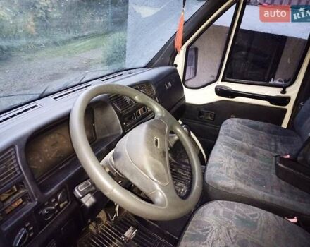 Белый Фиат Дукато, объемом двигателя 1.9 л и пробегом 350 тыс. км за 1850 $, фото 4 на Automoto.ua