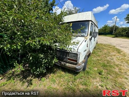 Фиат Дукато 1987 в Славуте на Automoto.ua Белый Фиат Дукато, объемом двигателя 2.5 л и пробегом 0 тыс. км за 1000 $, фото 1 на Automoto.ua