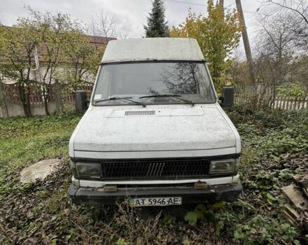 Белый Фиат Дукато, объемом двигателя 2.5 л и пробегом 300 тыс. км за 1500 $, фото 1 на Automoto.ua