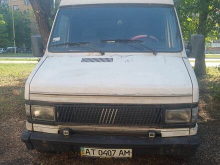 Фіат Дукато 1992 у Ужгороді на Automoto.ua Білий Фіат Дукато, об'ємом двигуна 2.5 л та пробігом 300 тис. км за 2500 $, фото 1 на Automoto.ua