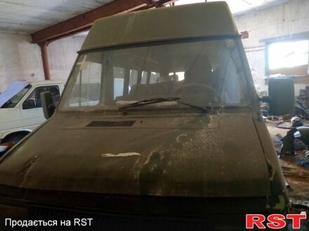Фиат Дукато 1993 в Кривом Роге на Automoto.ua Белый Фиат Дукато, объемом двигателя 2.5 л и пробегом 200 тыс. км за 700 $, фото 1 на Automoto.ua