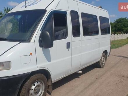 Белый Фиат Дукато, объемом двигателя 2.4 л и пробегом 200 тыс. км за 3600 $, фото 1 на Automoto.ua