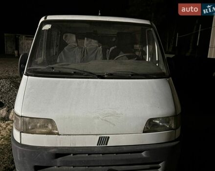 Белый Фиат Дукато, объемом двигателя 2.5 л и пробегом 377 тыс. км за 2199 $, фото 1 на Automoto.ua