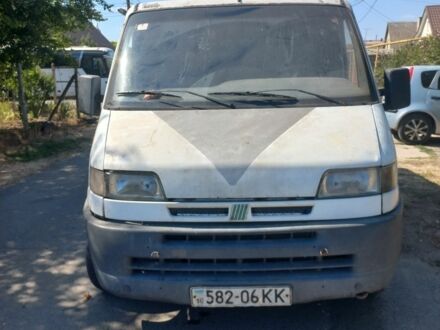 Белый Фиат Дукато, объемом двигателя 2.5 л и пробегом 350 тыс. км за 700 $, фото 1 на Automoto.ua