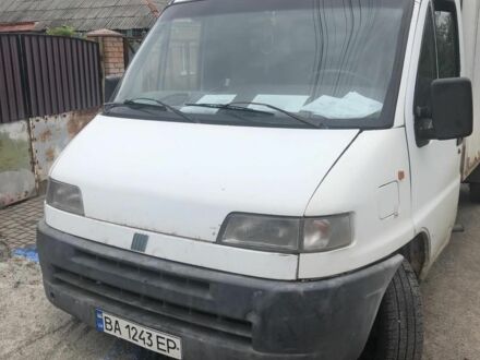 Белый Фиат Дукато, объемом двигателя 2.5 л и пробегом 400 тыс. км за 2500 $, фото 1 на Automoto.ua