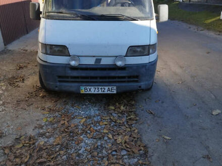 Белый Фиат Дукато, объемом двигателя 2.5 л и пробегом 300 тыс. км за 2300 $, фото 1 на Automoto.ua