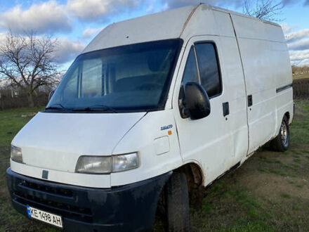 Белый Фиат Дукато, объемом двигателя 2.8 л и пробегом 300 тыс. км за 2200 $, фото 1 на Automoto.ua
