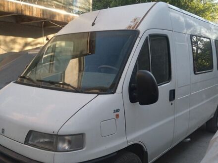 Белый Фиат Дукато, объемом двигателя 2.8 л и пробегом 300 тыс. км за 4200 $, фото 1 на Automoto.ua