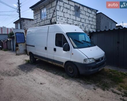 Белый Фиат Дукато, объемом двигателя 2.8 л и пробегом 470 тыс. км за 2499 $, фото 1 на Automoto.ua