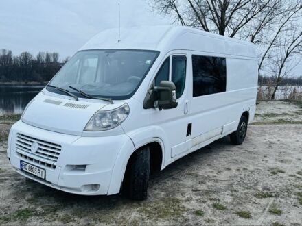 Білий Фіат Дукато, об'ємом двигуна 2.3 л та пробігом 700 тис. км за 6000 $, фото 1 на Automoto.ua