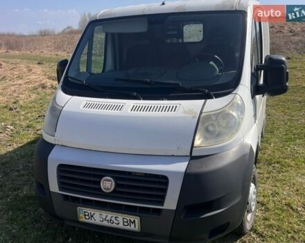 Белый Фиат Дукато, объемом двигателя 2.2 л и пробегом 167 тыс. км за 7200 $, фото 1 на Automoto.ua
