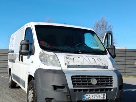 Белый Фиат Дукато, объемом двигателя 2.3 л и пробегом 250 тыс. км за 10300 $, фото 1 на Automoto.ua