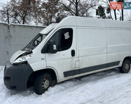 Белый Фиат Дукато, объемом двигателя 2.3 л и пробегом 150 тыс. км за 4100 $, фото 1 на Automoto.ua