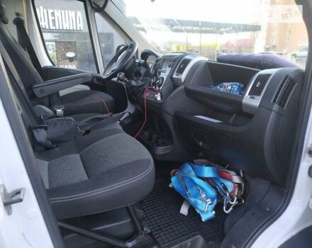 Белый Фиат Дукато груз., объемом двигателя 3 л и пробегом 324 тыс. км за 18200 $, фото 3 на Automoto.ua