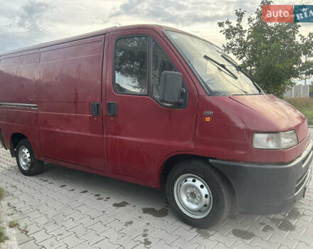Красный Фиат Дукато, объемом двигателя 2.5 л и пробегом 350 тыс. км за 2400 $, фото 1 на Automoto.ua