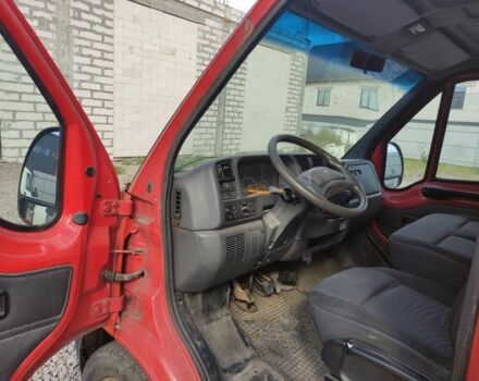 Красный Фиат Дукато, объемом двигателя 2.4 л и пробегом 333 тыс. км за 3300 $, фото 10 на Automoto.ua