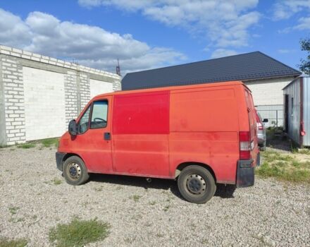 Красный Фиат Дукато, объемом двигателя 2.4 л и пробегом 333 тыс. км за 3300 $, фото 1 на Automoto.ua