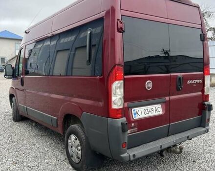 Красный Фиат Дукато, объемом двигателя 2.2 л и пробегом 375 тыс. км за 11000 $, фото 1 на Automoto.ua