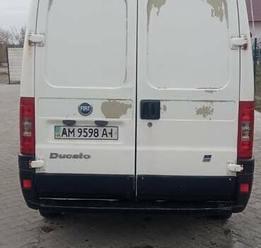 Фиат Дукато, объемом двигателя 2.3 л и пробегом 280 тыс. км за 4900 $, фото 2 на Automoto.ua