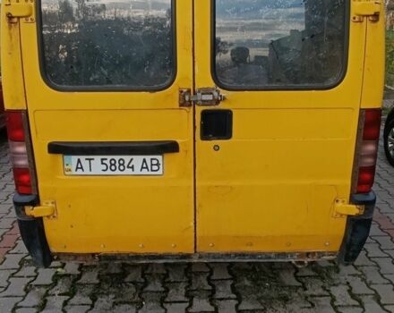 Желтый Фиат Дукато, объемом двигателя 2.5 л и пробегом 245 тыс. км за 1250 $, фото 4 на Automoto.ua