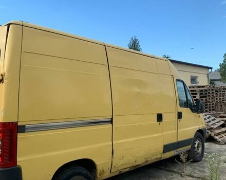 Желтый Фиат Дукато, объемом двигателя 2.8 л и пробегом 338 тыс. км за 1600 $, фото 1 на Automoto.ua