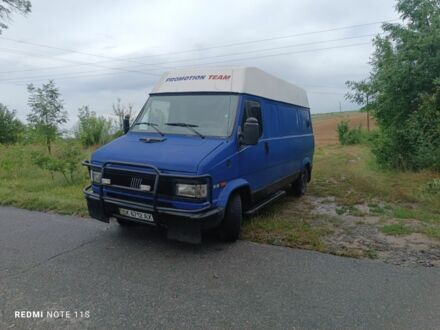 Синій Фіат Дукато, об'ємом двигуна 2.5 л та пробігом 400 тис. км за 1800 $, фото 1 на Automoto.ua