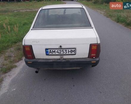 Белый Фиат Дюна, объемом двигателя 1.7 л и пробегом 516 тыс. км за 592 $, фото 3 на Automoto.ua