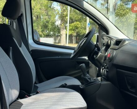 купить новое авто Фиат Fiorino Combi 2023 года от официального дилера Форвард-Авто Фиат фото