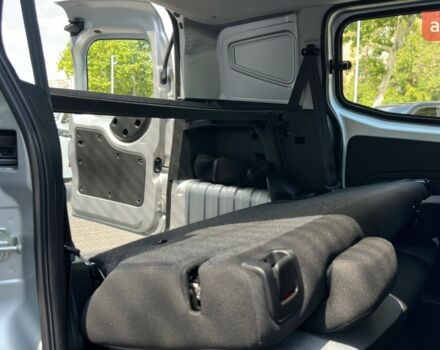 купить новое авто Фиат Fiorino Combi 2023 года от официального дилера Форвард-Авто Фиат фото