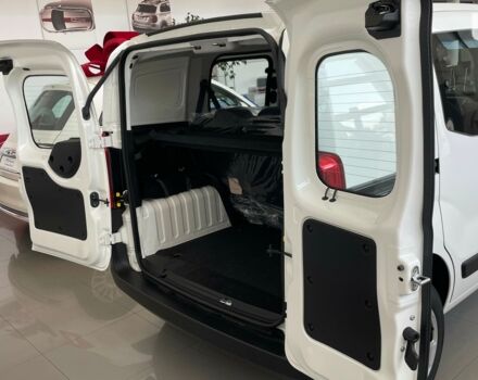 Фіат Fiorino Combi, об'ємом двигуна 1.37 л та пробігом 0 тис. км за 17003 $, фото 9 на Automoto.ua