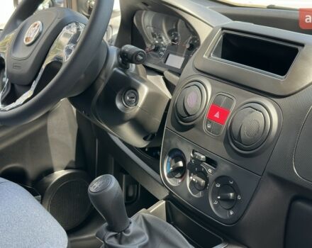 купить новое авто Фиат Fiorino Combi 2023 года от официального дилера Форвард-Авто Фиат фото