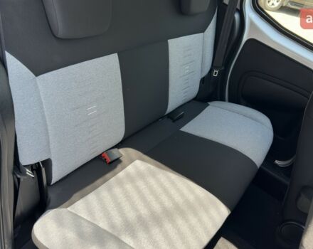 купить новое авто Фиат Fiorino Combi 2023 года от официального дилера Форвард-Авто Фиат фото